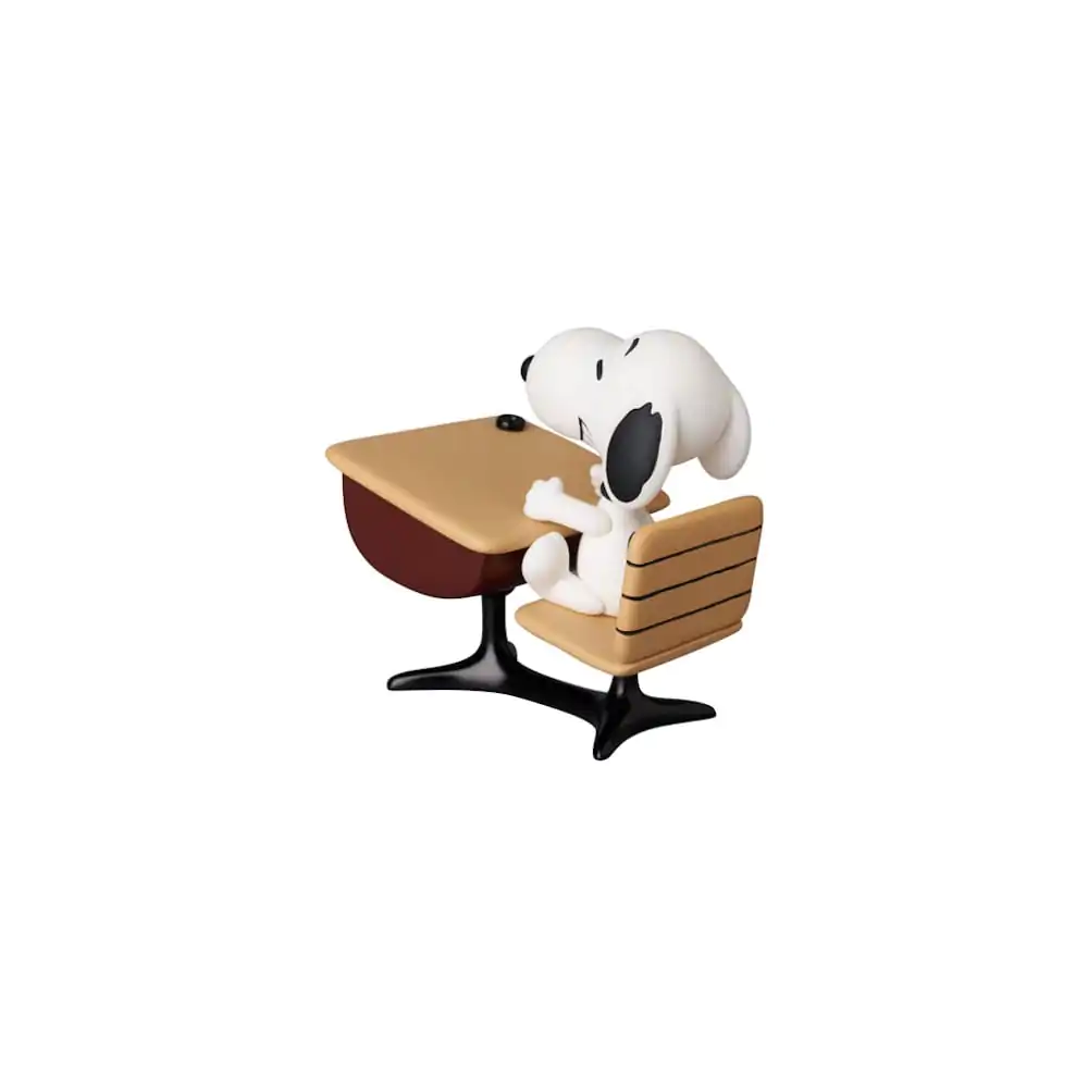 Peanuts UDF Series 18 Mini Figure Snoopy with desk 9 cm product photo