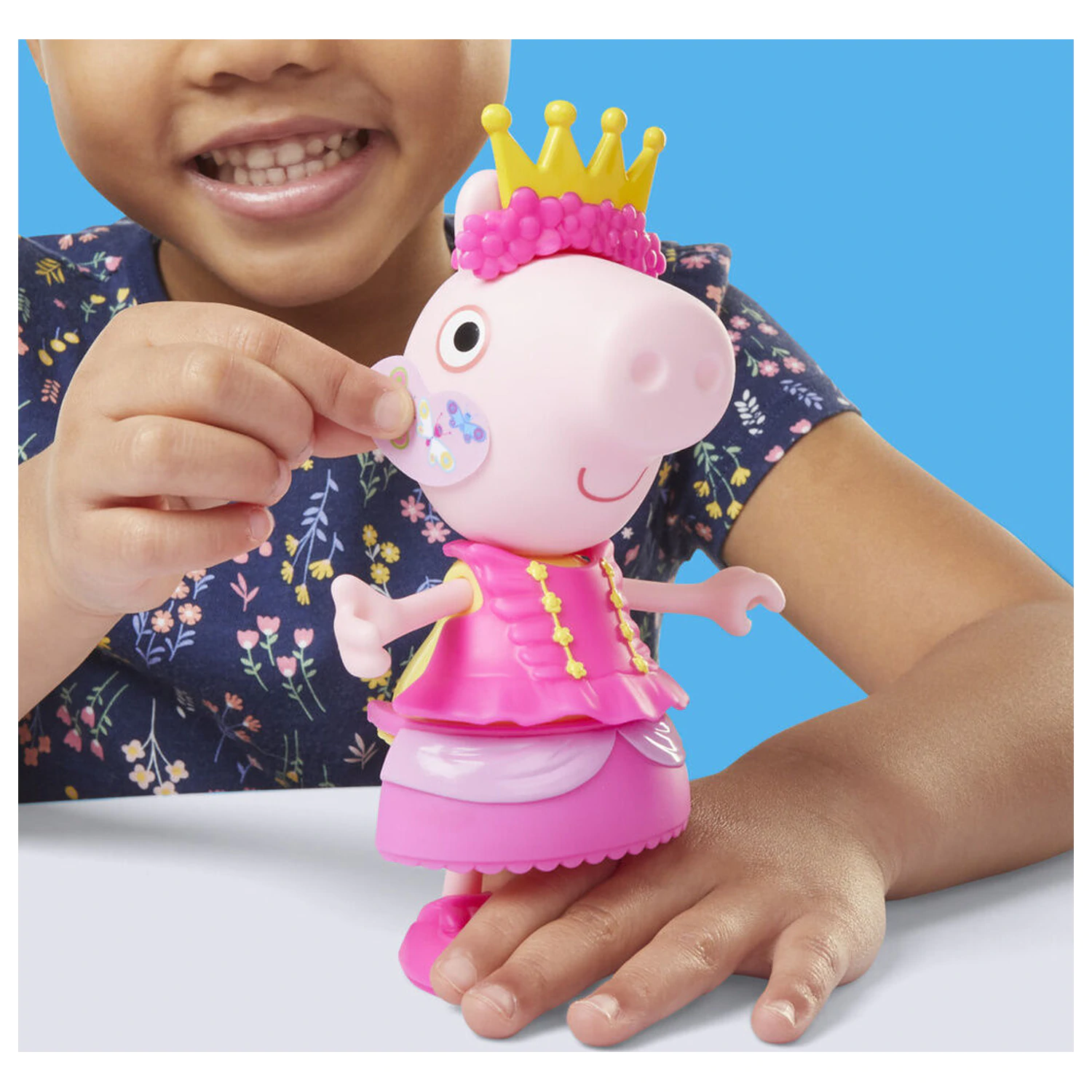 Peppa Pig Peppa's Dress-Up wardrobe + figure 15cm product photo