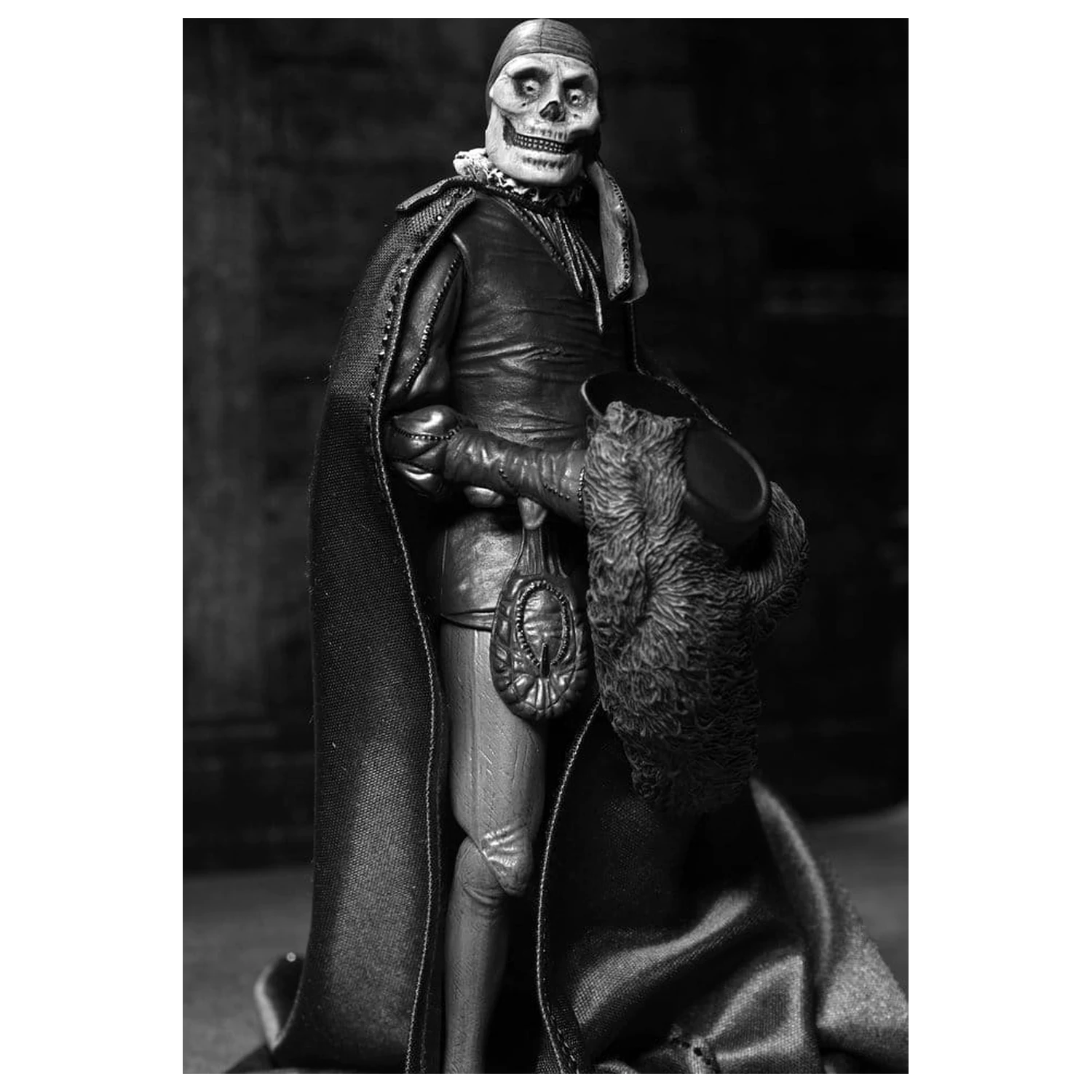 Phantom of the Opera (1925) Ultimate Action Figure Masque of the Red Death (B&W) 18 cm product photo