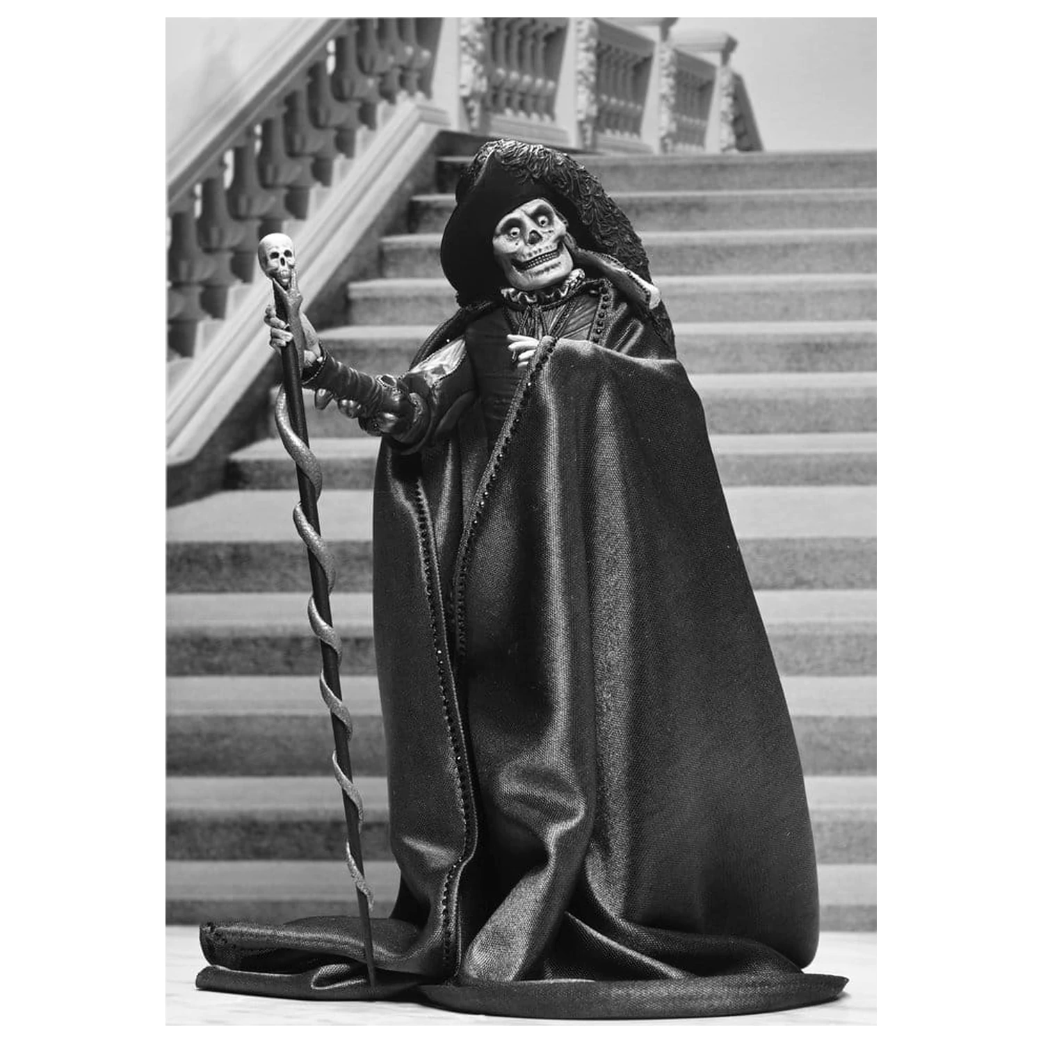 Phantom of the Opera (1925) Ultimate Action Figure Masque of the Red Death (B&W) 18 cm product photo
