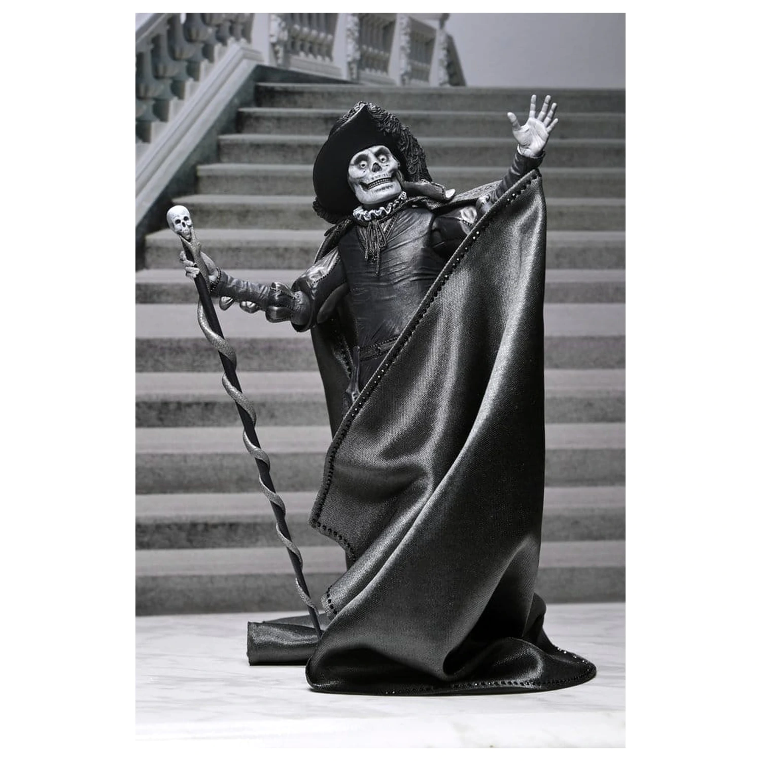 Phantom of the Opera (1925) Ultimate Action Figure Masque of the Red Death (B&W) 18 cm product photo