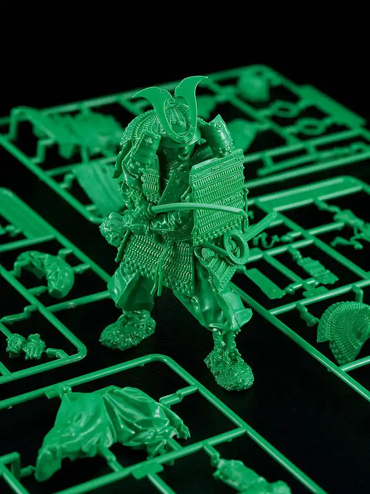 PLAMAX Plastic Model Kit 1/12 Kamakura Period Armored Warrior: Green Color Edition 13 cm product photo