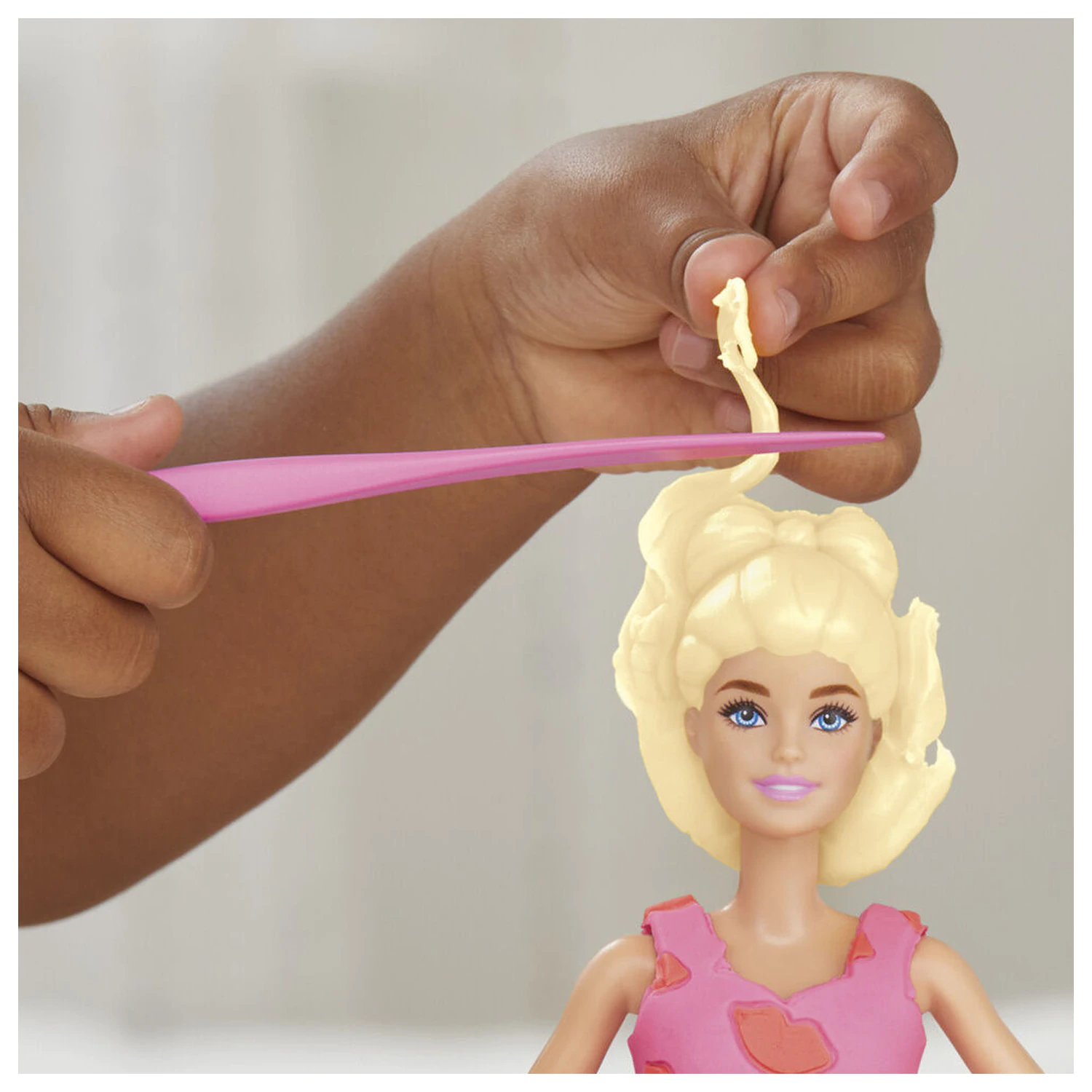 Play-Doh Barbie Designer Fashion show playset product photo