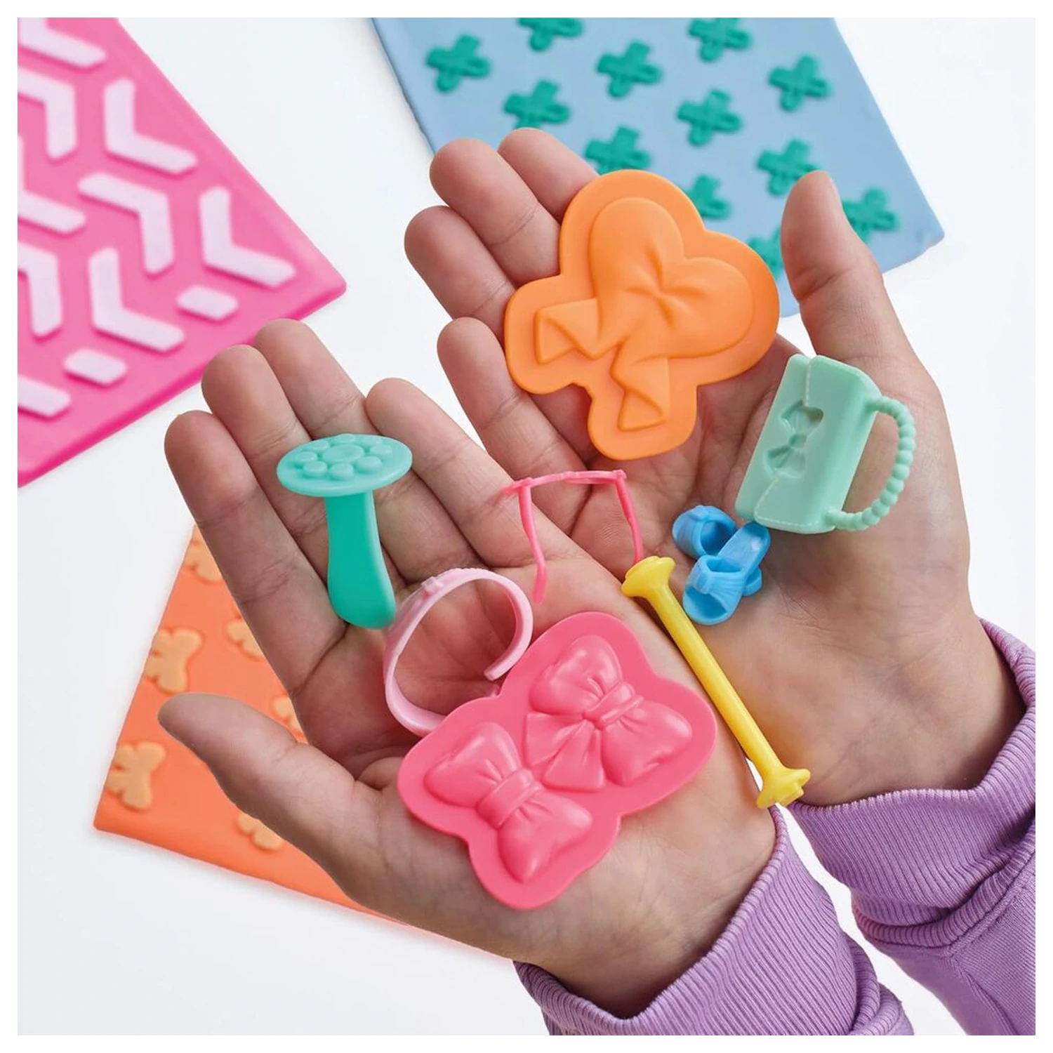 Play-Doh Barbie Pearls & Bows product photo