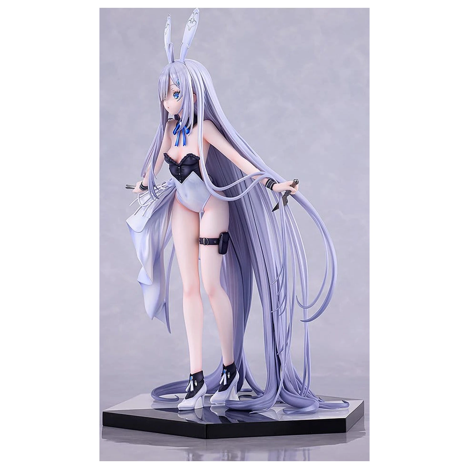 Playing Death Games to Put Food on the Table Wolf PVC Statue 1/7 Holo Light Novel bunny Ver. illustration by Jyuu Ayakura 23 cm  product photo