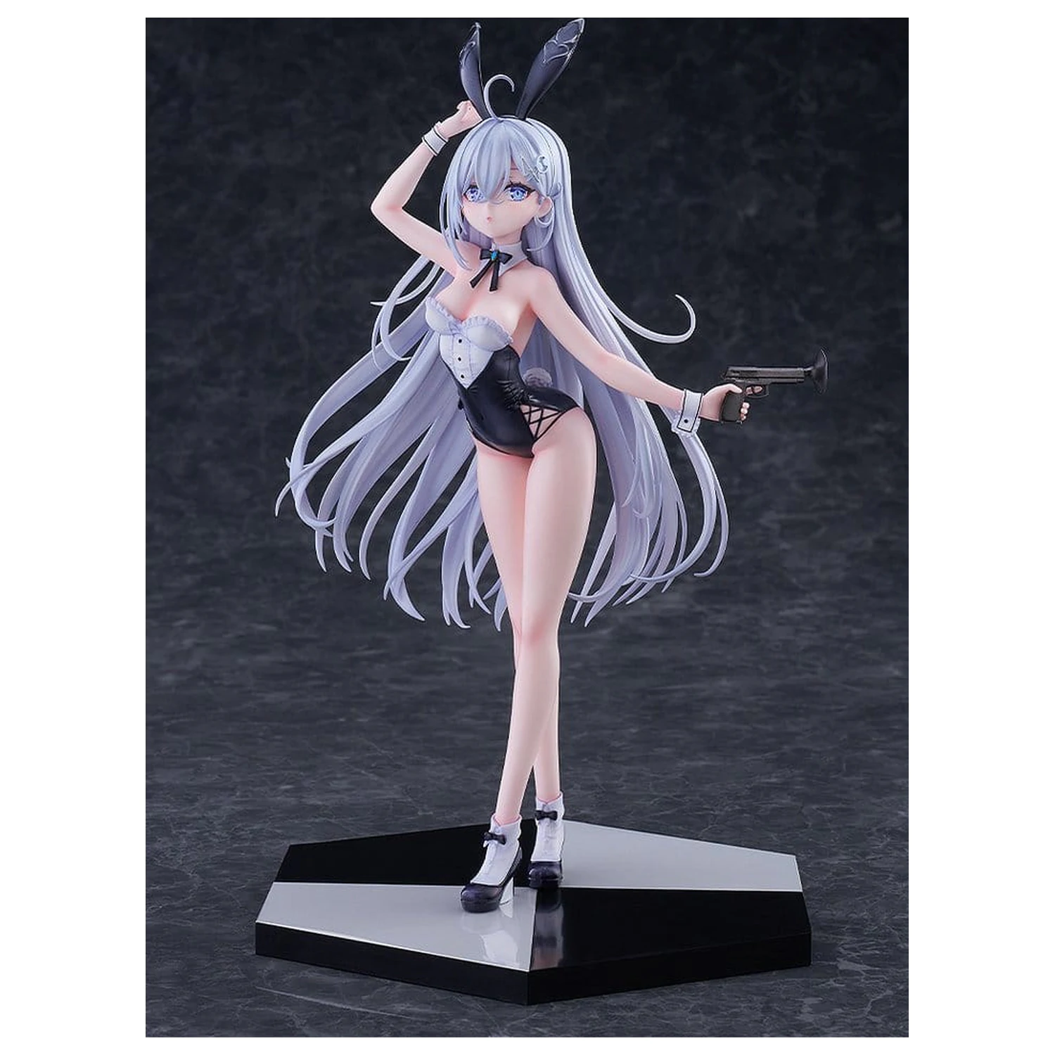 Playing Death Games to Put Food on the Table Wolf PVC Statue 1/7 Yuki 27 cm  product photo