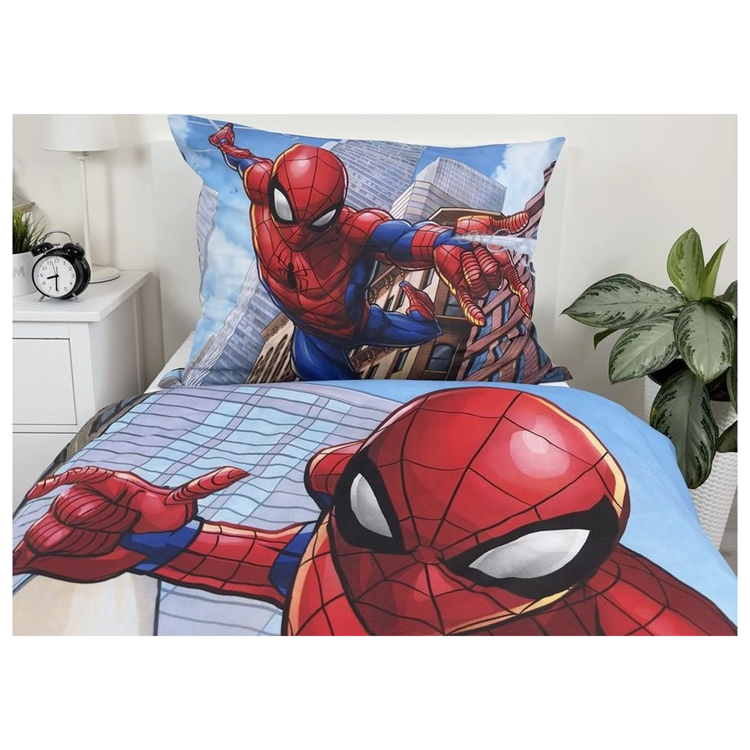 Spider-Man City Glider Duvet Cover product photo