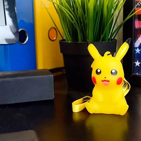 Pokémon Light-Up Figure Pikachu 9 cm termékfotó