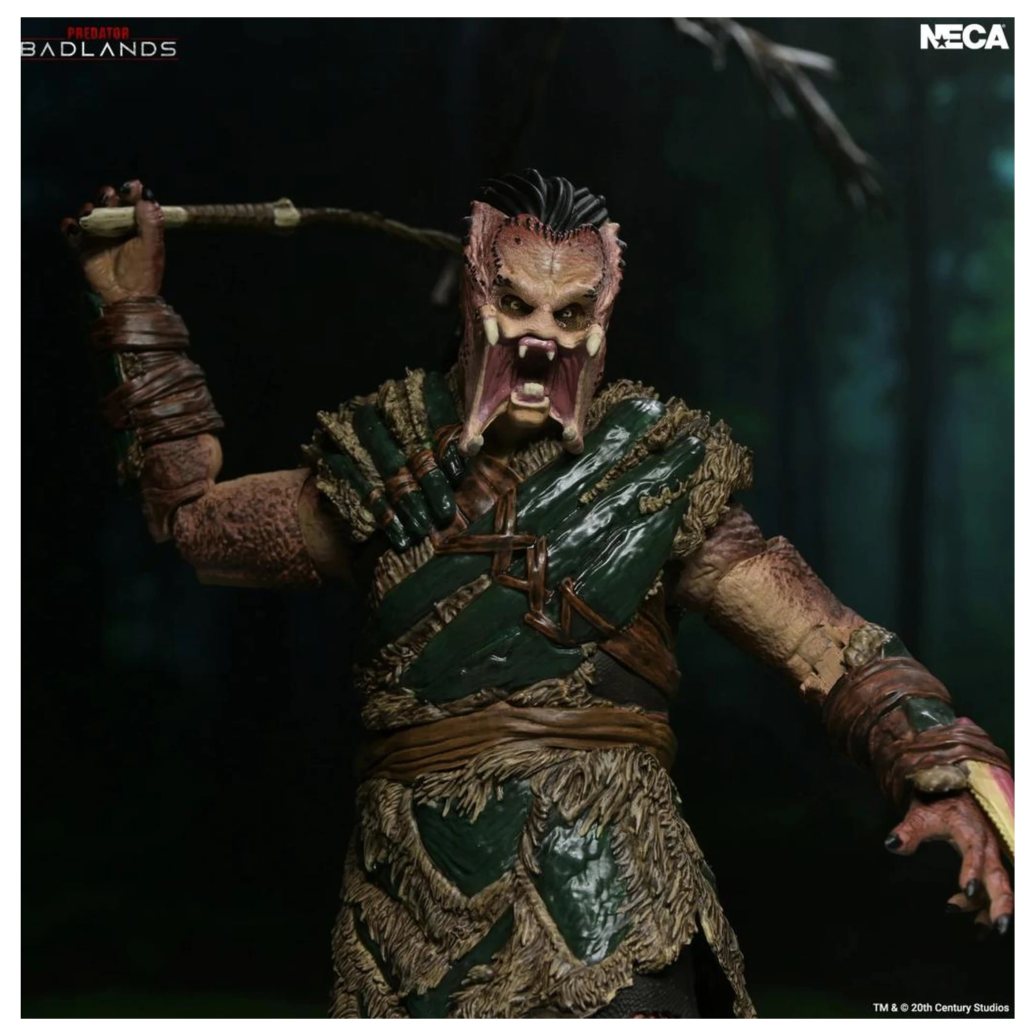 Predator: Badlands Dek "Bone Bison Armor" Ultimate Figure 17cm product photo