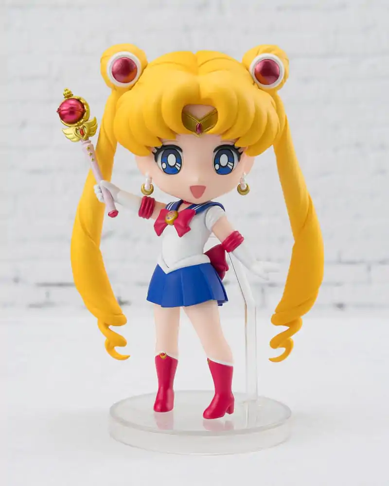 Pretty Guardian Sailor Moon R Figuarts mini Action Figure Sailor Moon Crystal Star Compact Edition 9 cm product photo