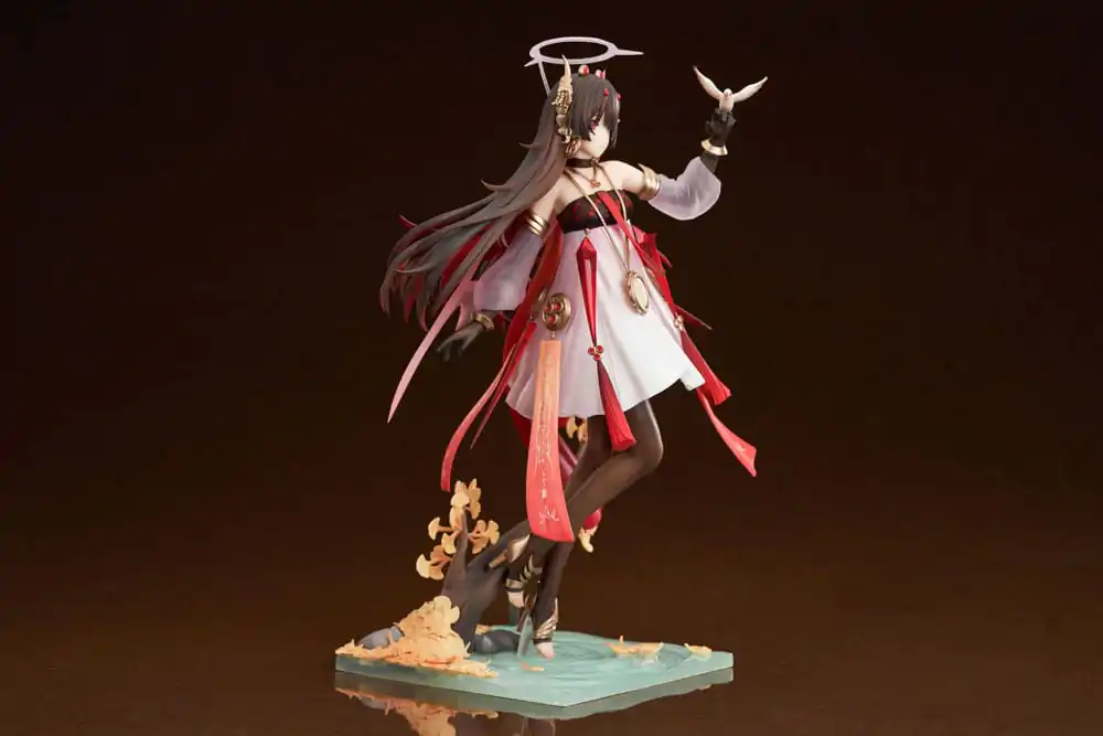 Punishing: Gray Raven PVC Statue 1/7 Lucia Plume Eventide Glow Ver. 25 cm termékfotó