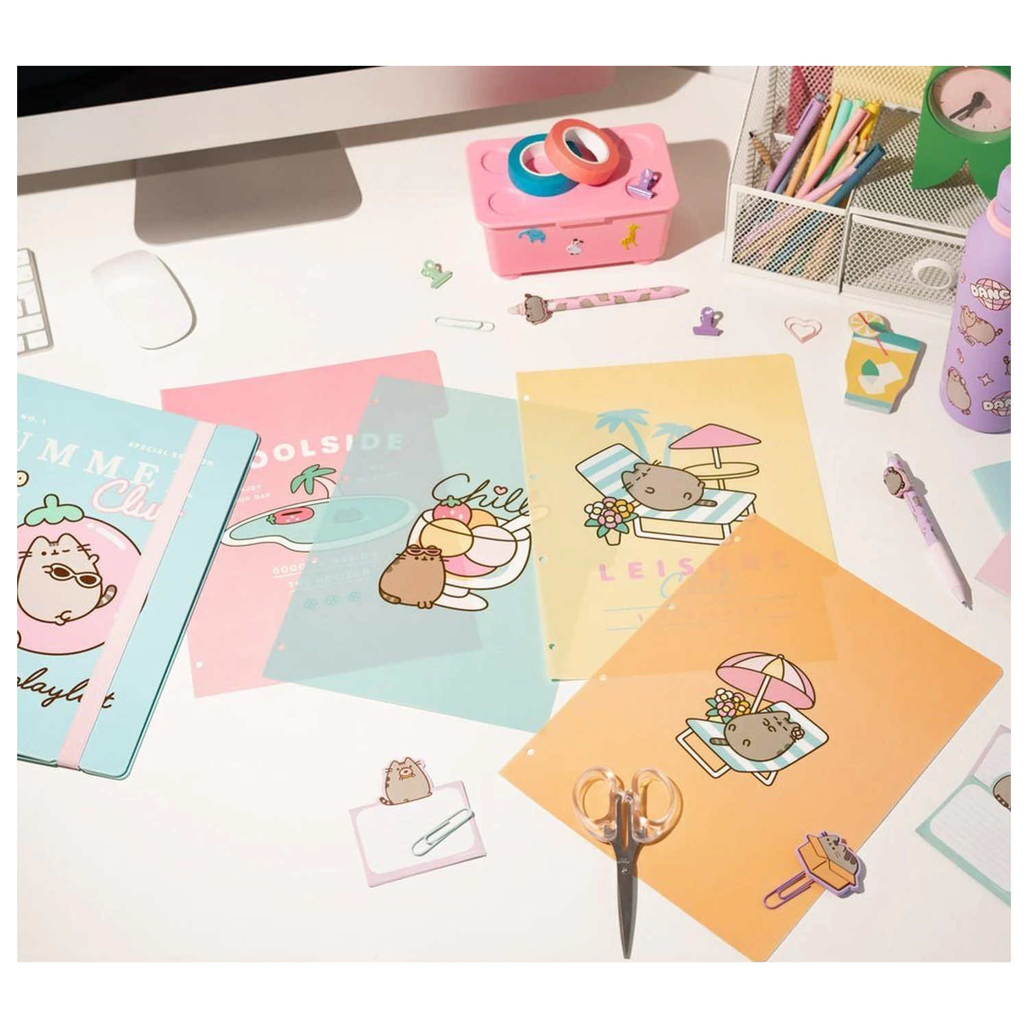 Pusheen 4 ring binder product photo