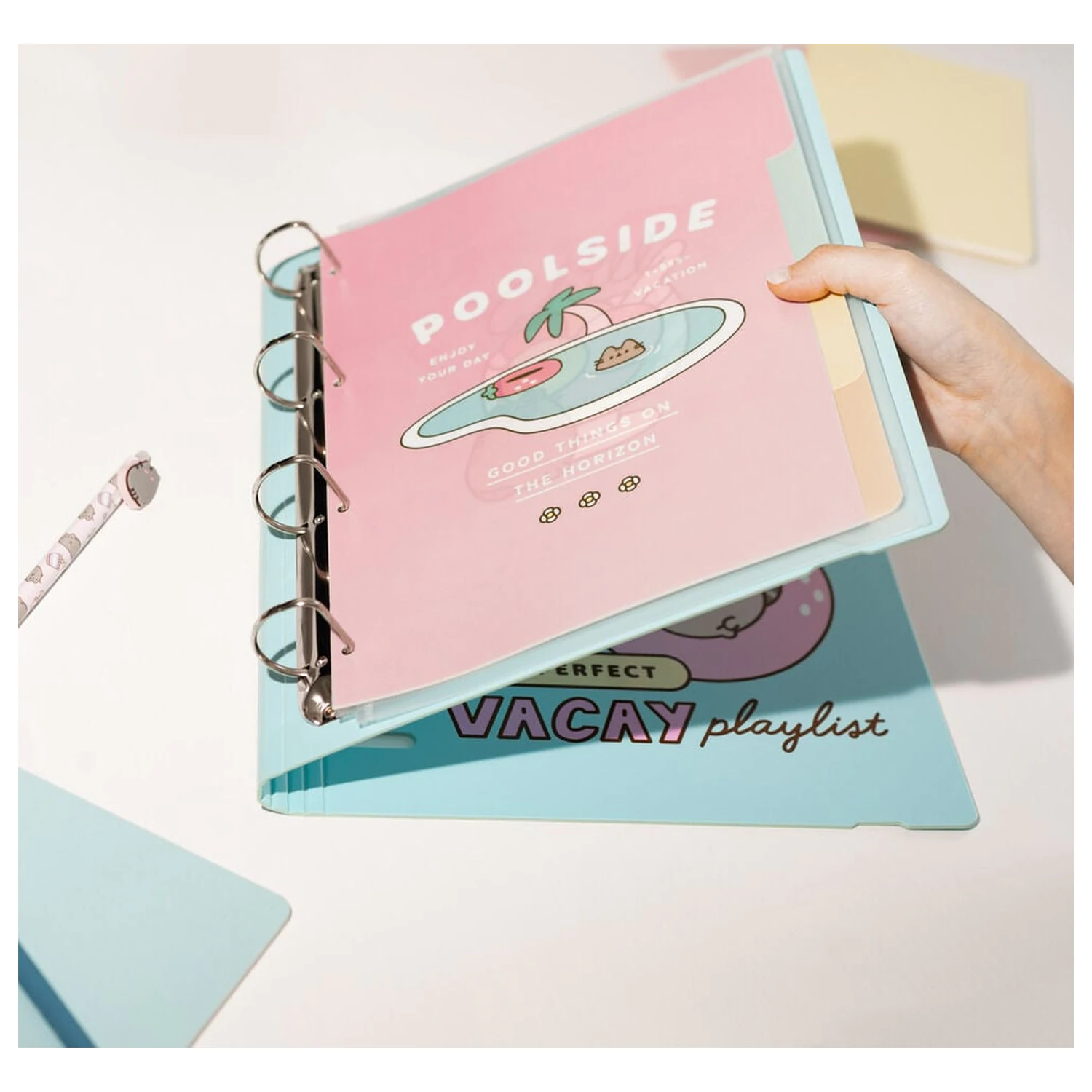 Pusheen 4 ring binder product photo