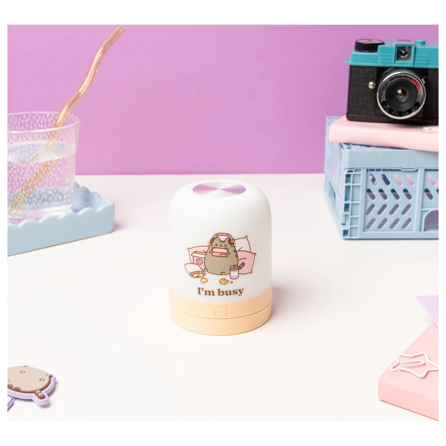 Pusheen ambient lamp product photo