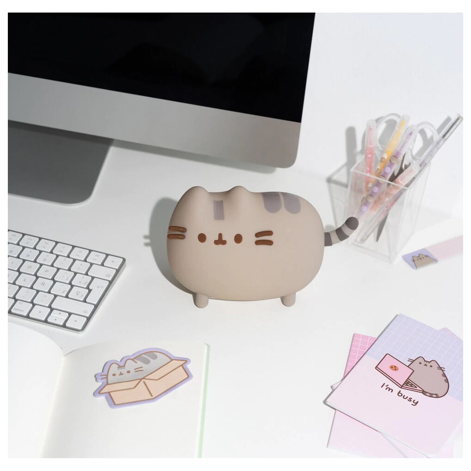 Pusheen squishy lamp product photo