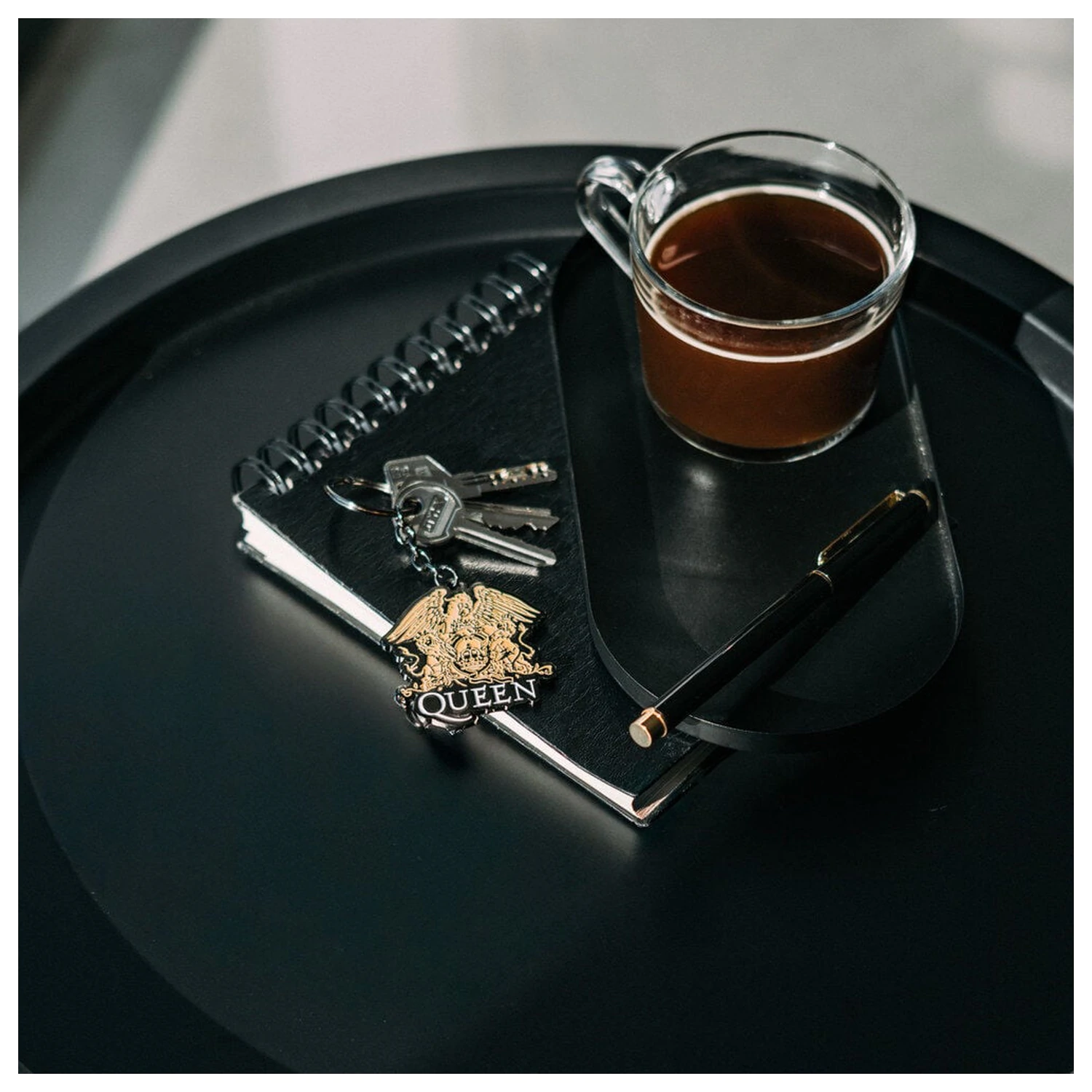 Queen keychain product photo