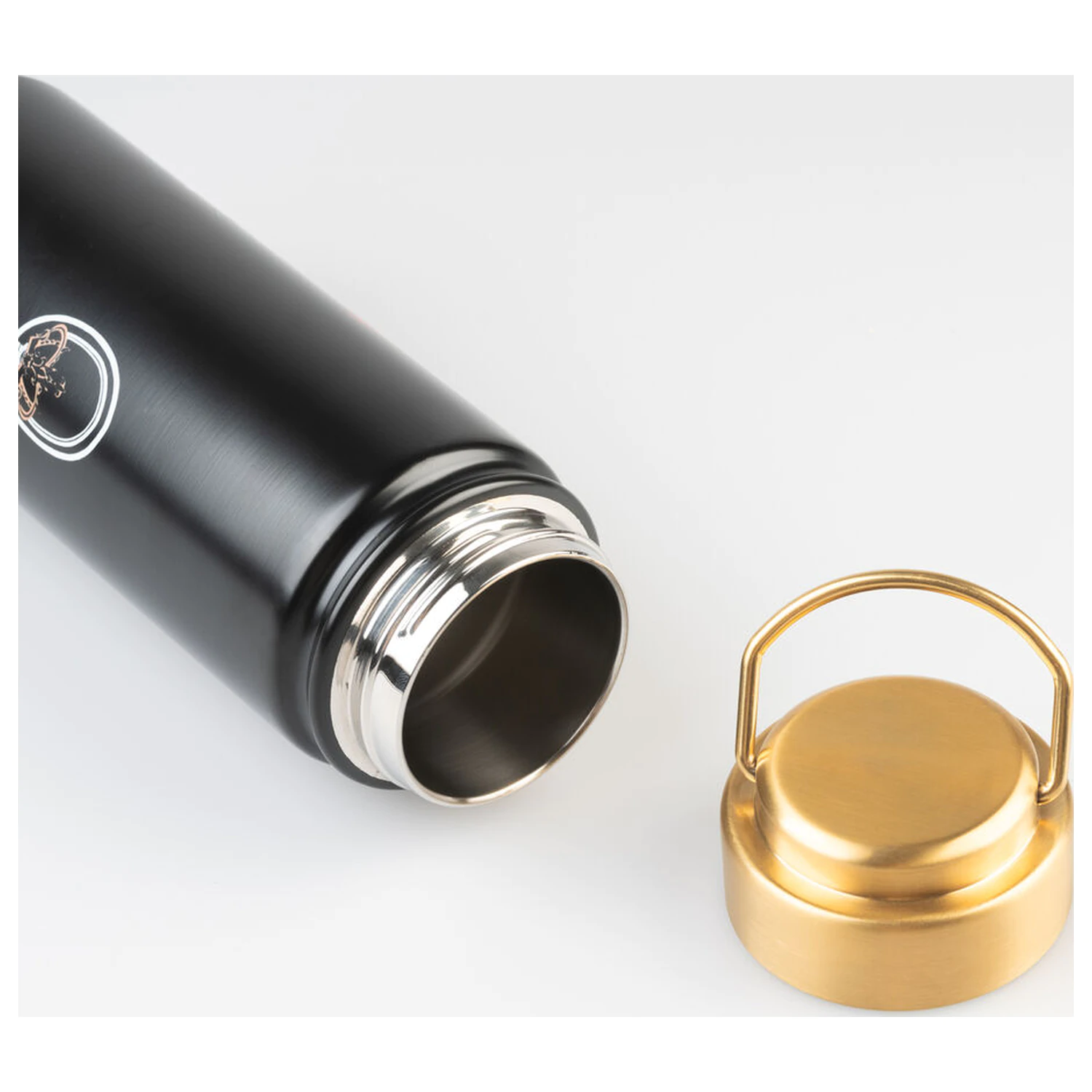Queen Stainless steel bottle 500ml product photo