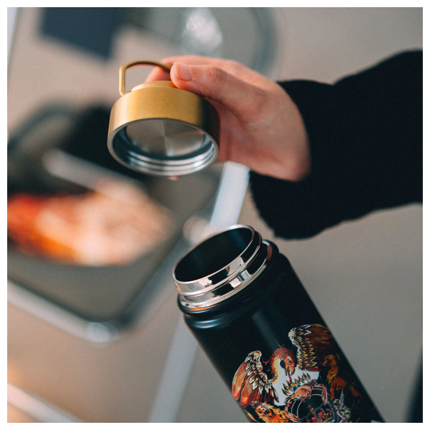 Queen Stainless steel bottle 500ml product photo