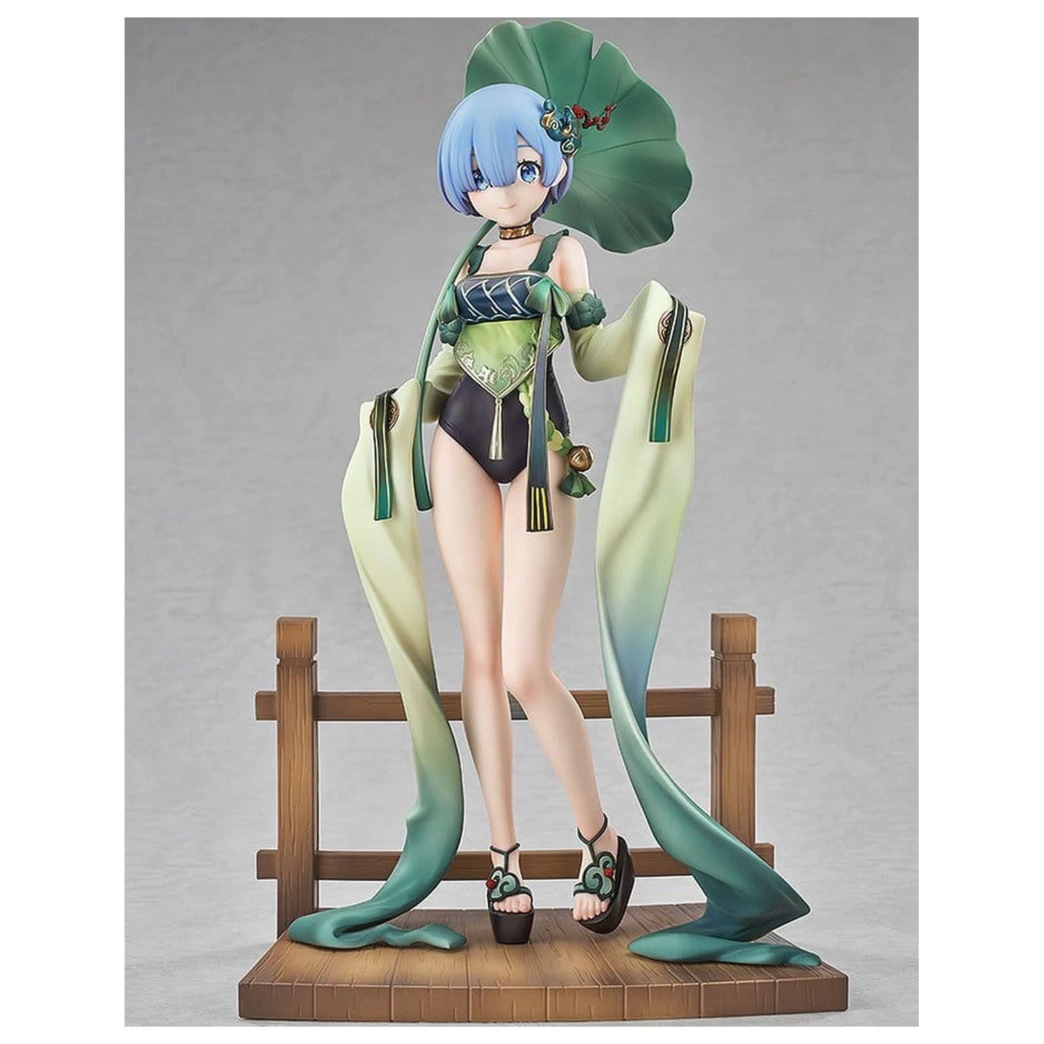 Re:ZERO -Starting Life in Another World- Statue 1/7 Rem: Breather in the Garden Ver. 26 cm product photo