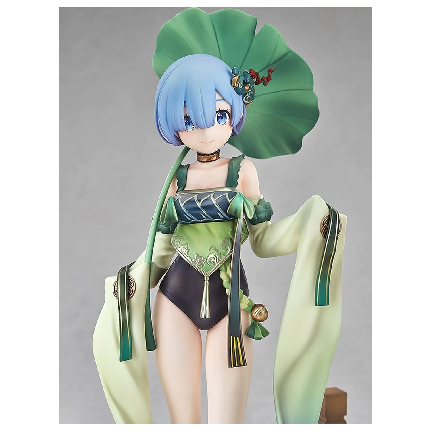 Re:ZERO -Starting Life in Another World- Statue 1/7 Rem: Breather in the Garden Ver. 26 cm product photo