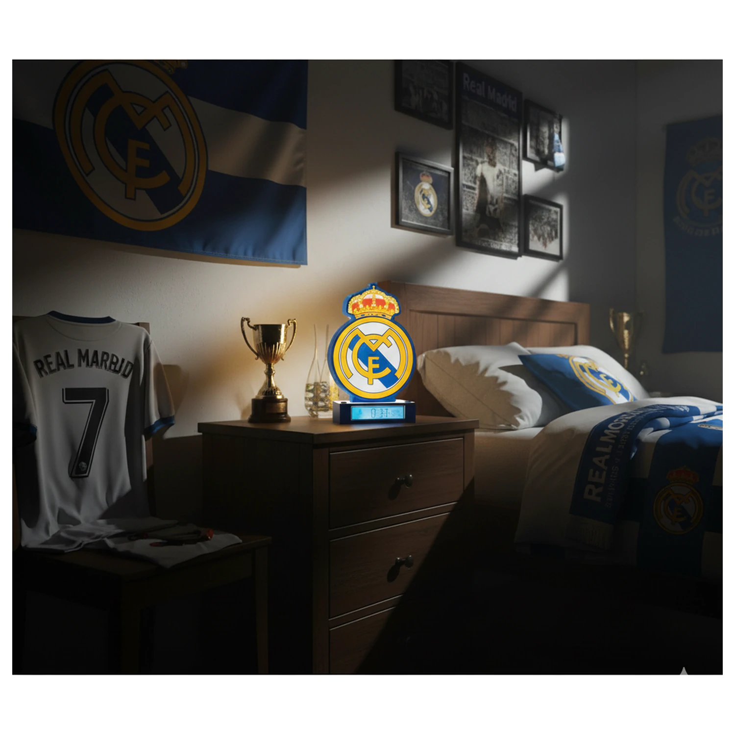 Real Madrid 3D Alarm Clock lamp product photo