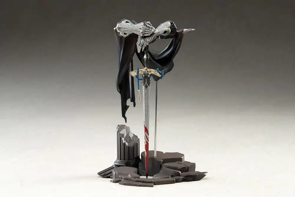 Reverse: 1999 Limepie Series PVC Statue Knight 17 cm product photo