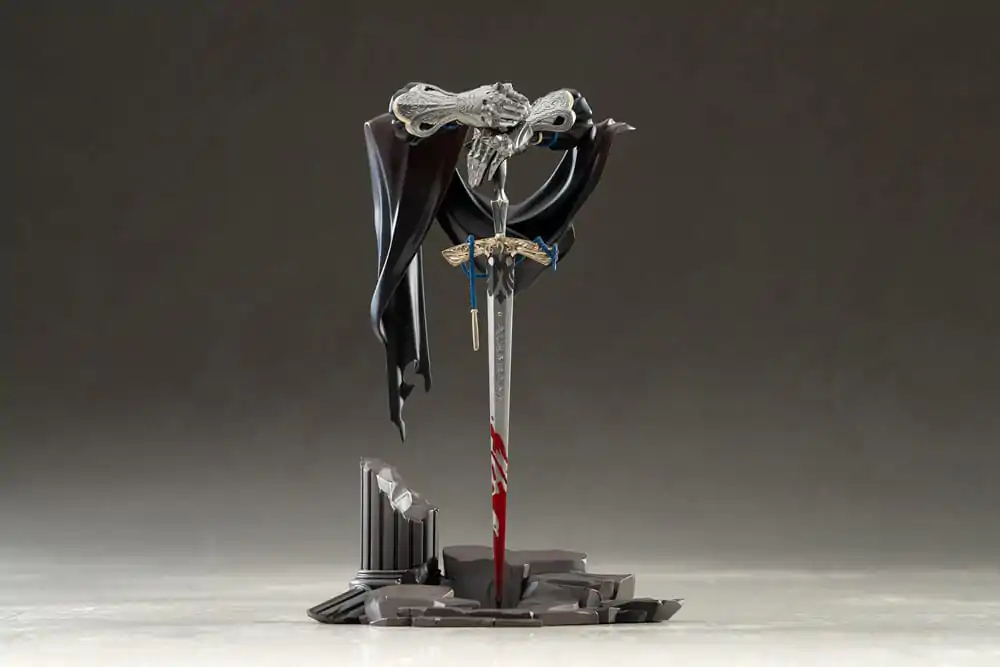 Reverse: 1999 Limepie Series PVC Statue Knight 17 cm product photo