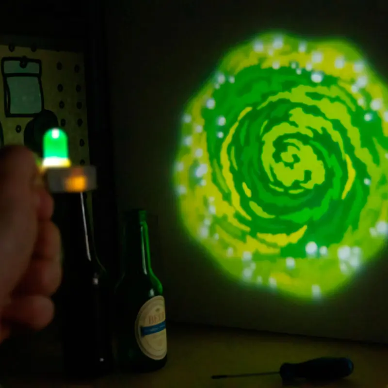 Rick & Morty Morty Portal Gun light keychain product photo