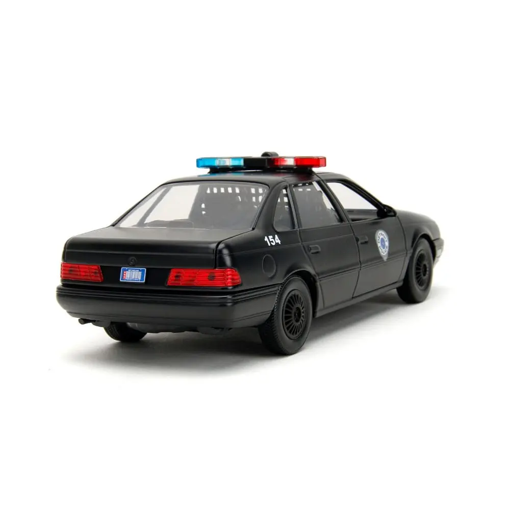 Robocop Hollywood Rides Diecast Model 1/24 1986 Ford Taurus with Robocop Figur product photo