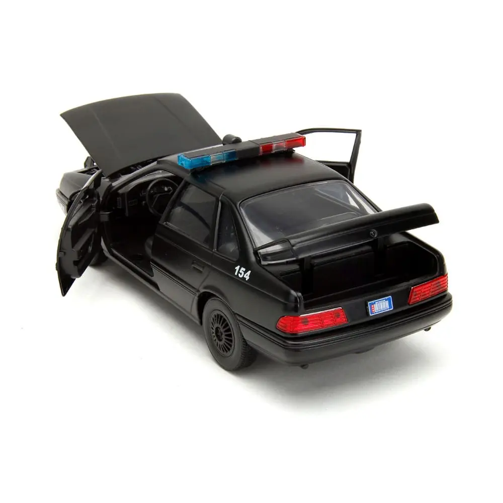 Robocop Hollywood Rides Diecast Model 1/24 1986 Ford Taurus with Robocop Figur product photo