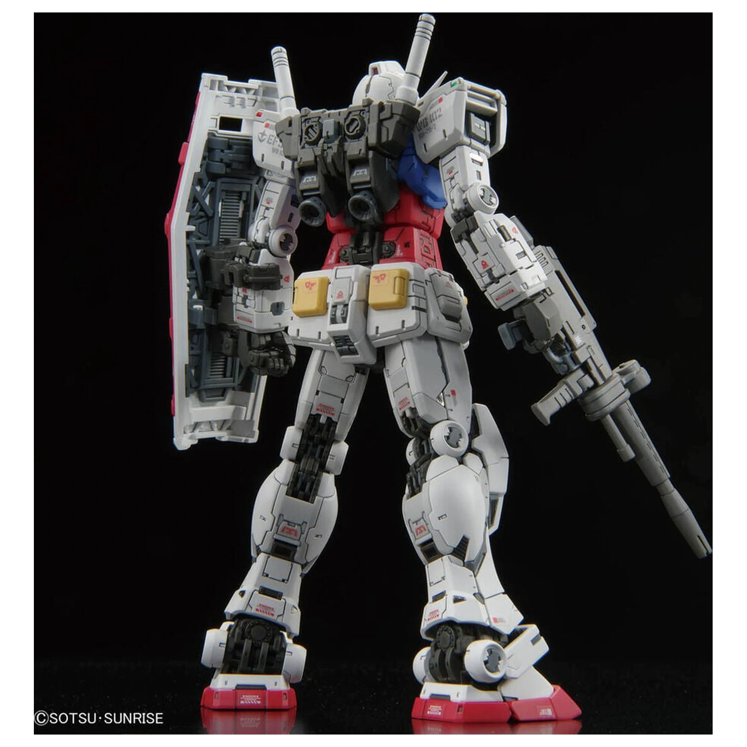RX-78-2 Gundam Ver. 2.0 Model kit RG 1/144 product photo