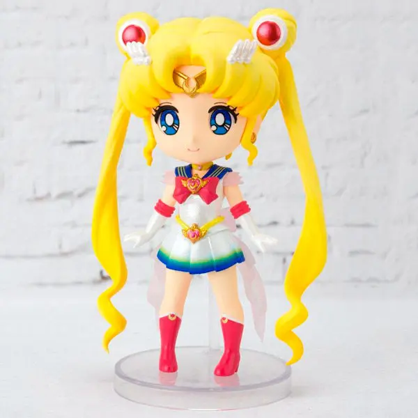 Sailor Moon Eternal Super Sailor Moon articulated figure 9cm product photo