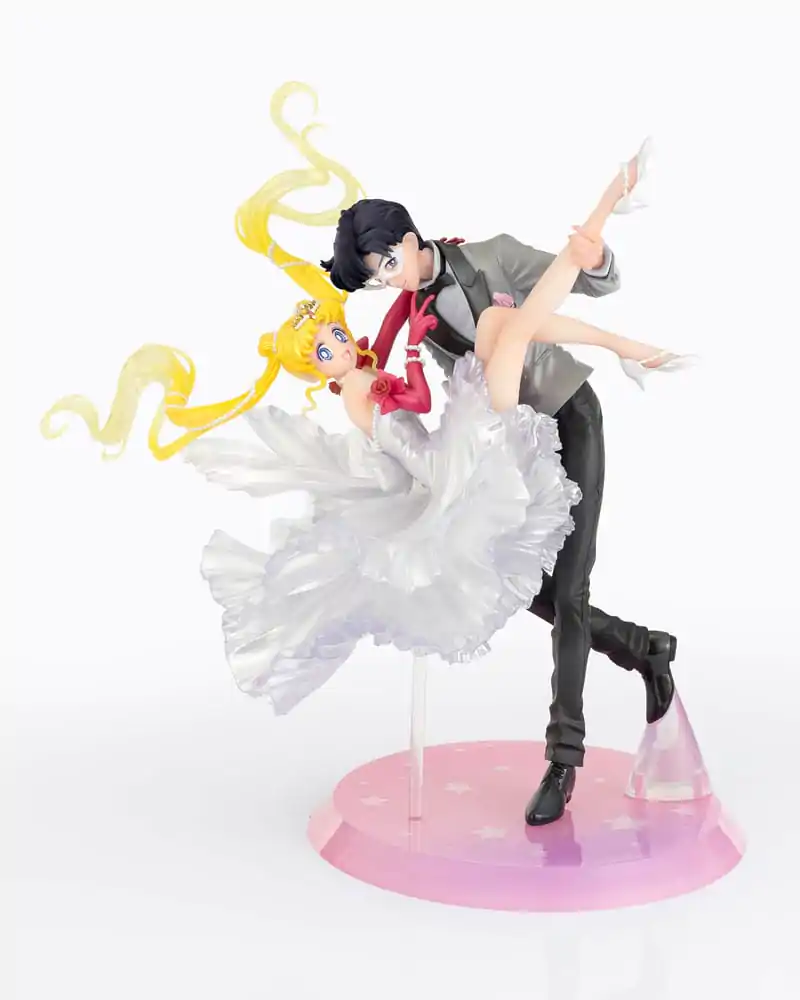Sailor Moon FiguartsZERO Chouette PVC Statue Usagi &amp; Tuxedo Mask Moonlight Glow Edition 24 cm product photo