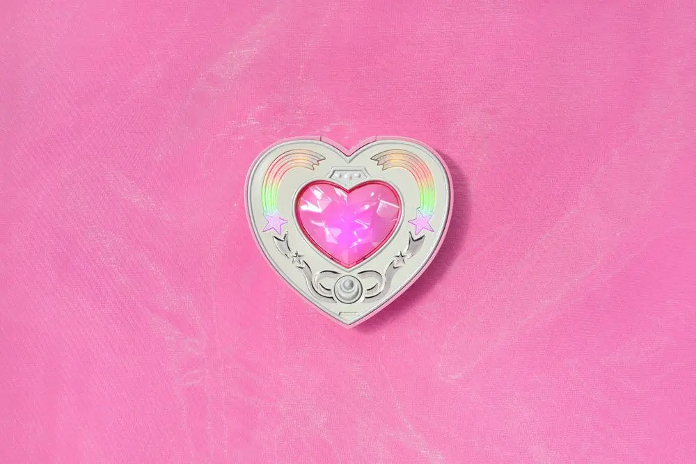 Sailor Moon: Pretty Guardian Sailor Moon Proplica Replica Cosmic Heart Compact (Brilliant Color Edition) 10 cm product photo