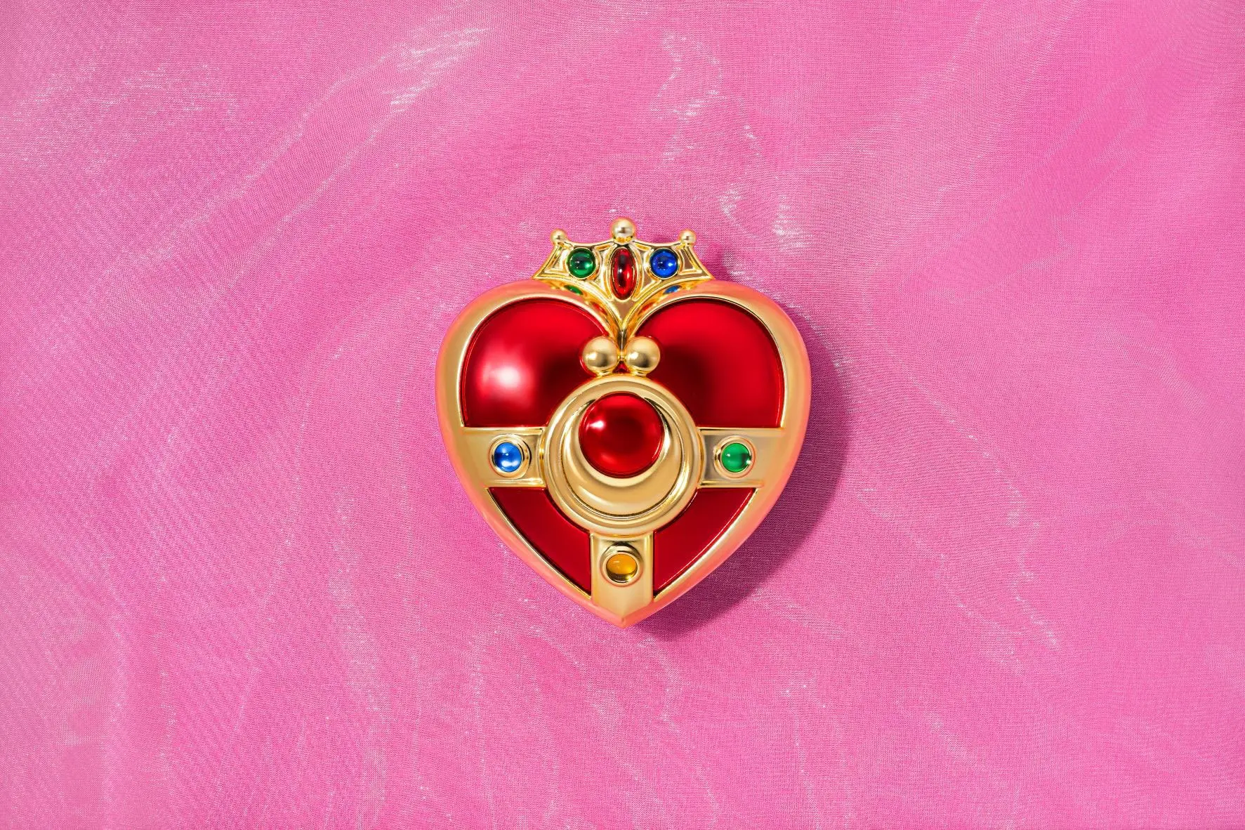 Sailor Moon: Pretty Guardian Sailor Moon Proplica Replica Cosmic Heart Compact (Brilliant Color Edition) 10 cm product photo