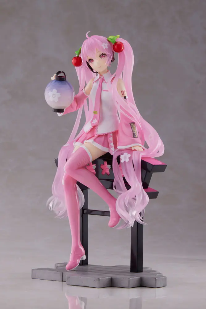 Sakura Miku AMP+ PVC Statue Sakura Lantern Ver. 20 cm product photo