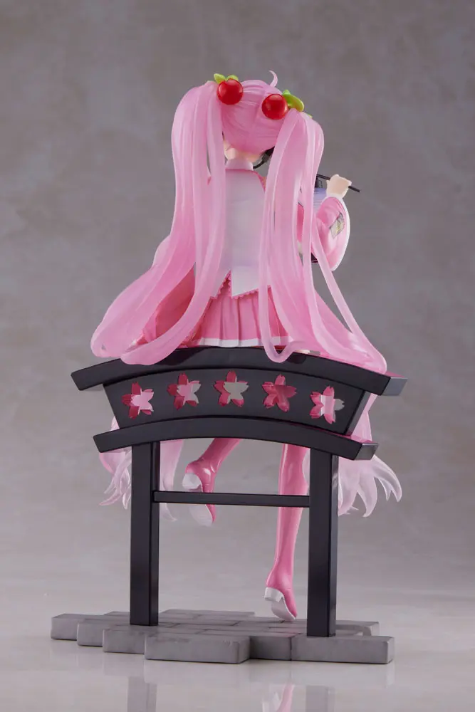Sakura Miku AMP+ PVC Statue Sakura Lantern Ver. 20 cm product photo