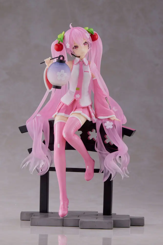 Sakura Miku AMP+ PVC Statue Sakura Lantern Ver. 20 cm product photo