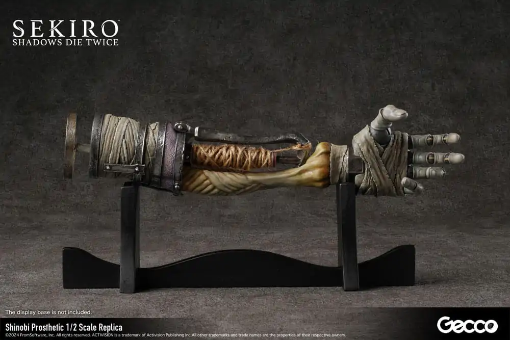 Sekiro: Shadows Die Twice Replica 1/2 Shinobi Prosthetic 32 cm termékfotó