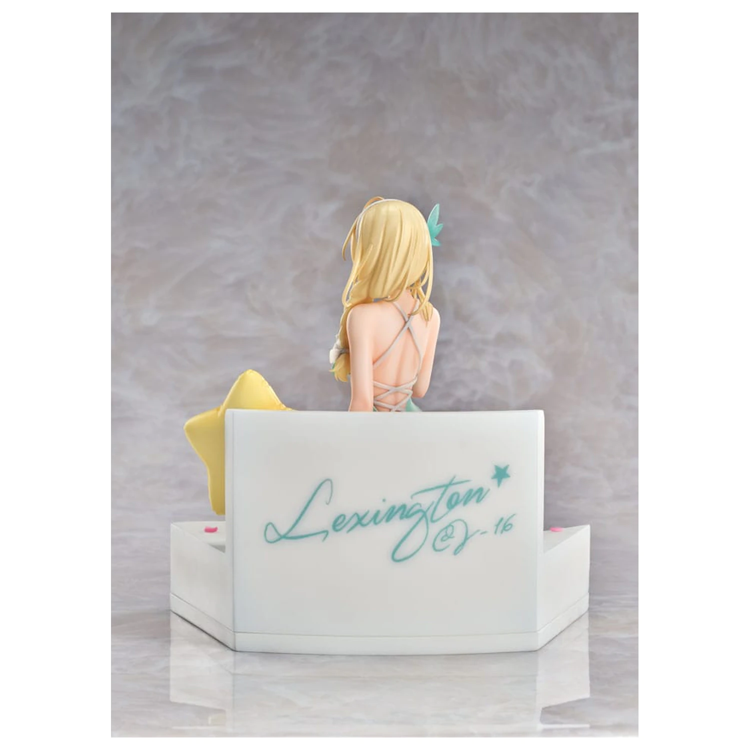 Senkan Shoujo R PVC Statue 1/7 Lexington (CV-16) Summer of Ingleside Ver. 19 cm    product photo
