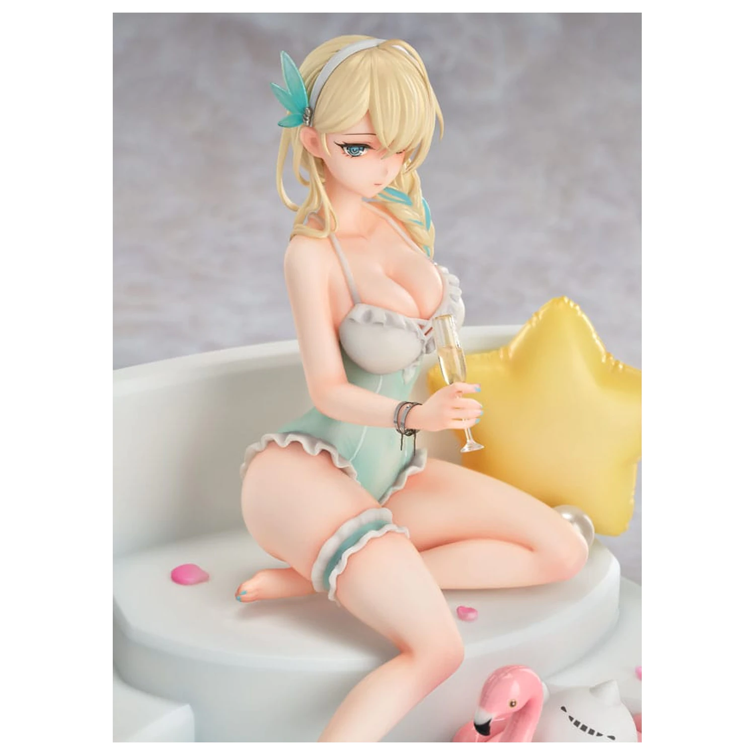 Senkan Shoujo R PVC Statue 1/7 Lexington (CV-16) Summer of Ingleside Ver. 19 cm    product photo