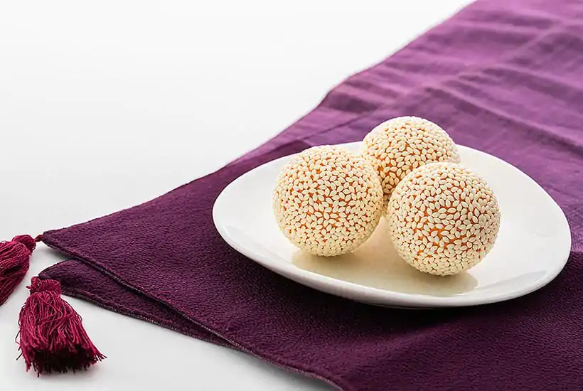 Plastic Model Kit 1/1 Sesame Ball 4 cm product photo