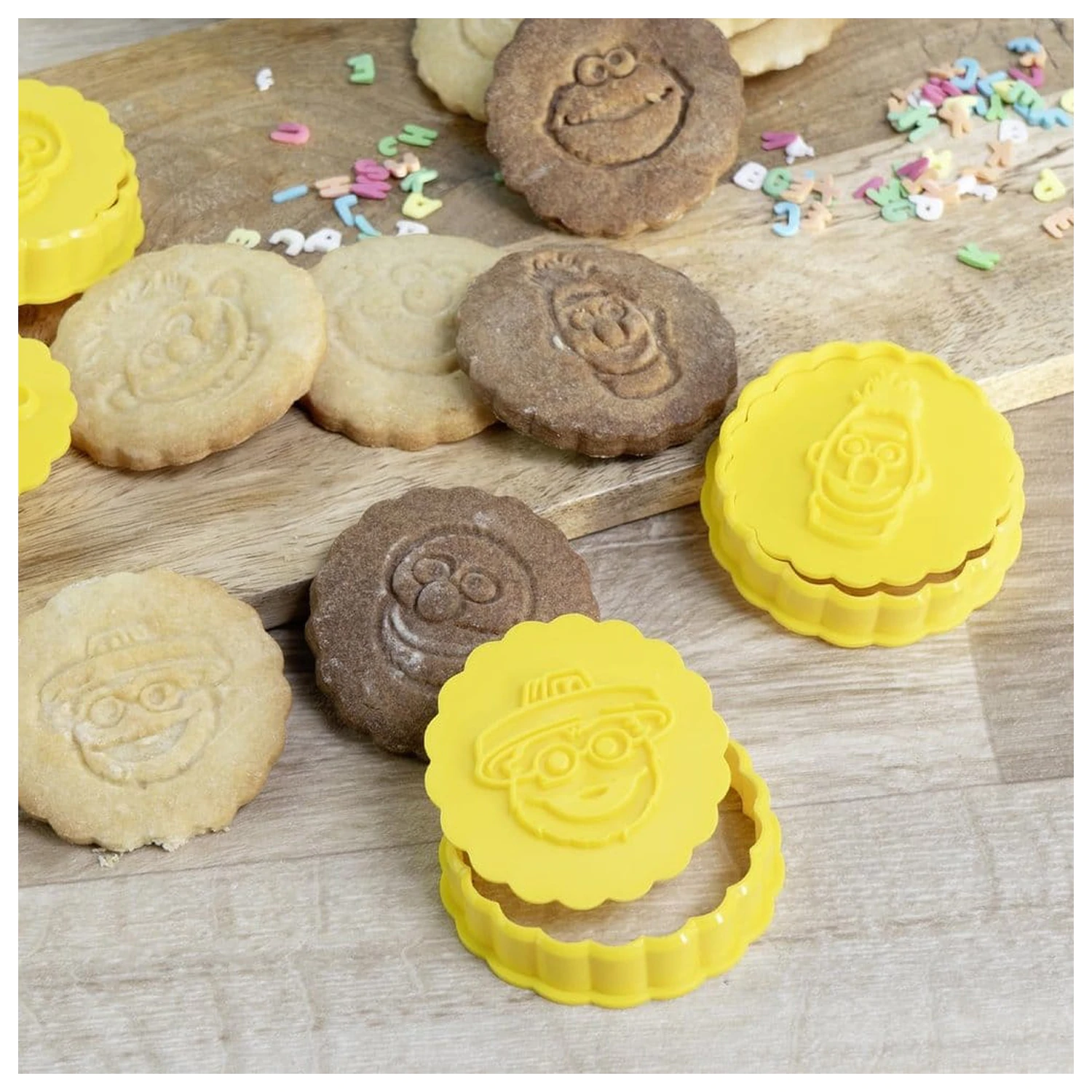Sesame Street Cookie Cutter Set product photo