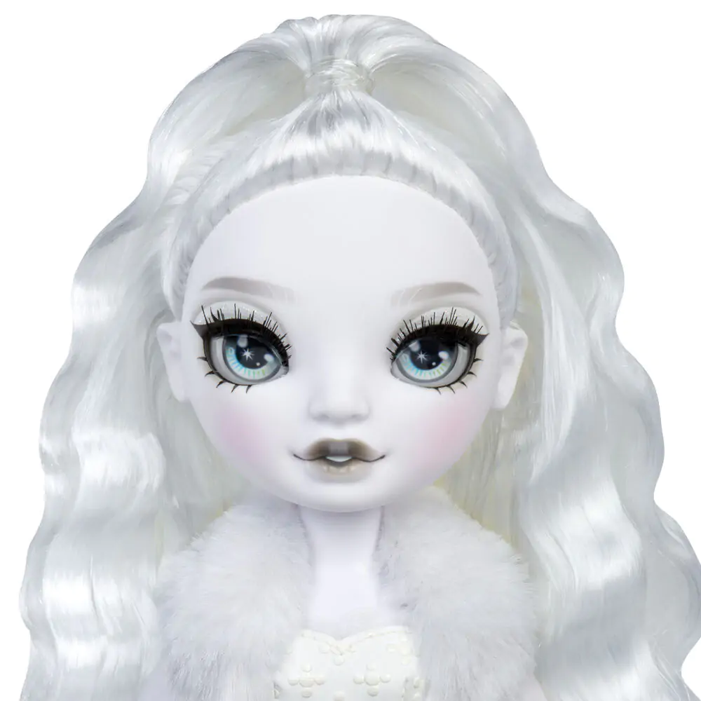 Shadow High Natasha doll product photo