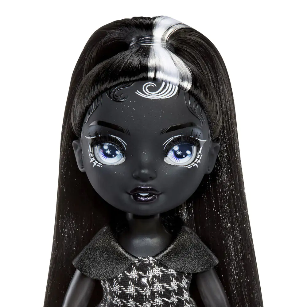 Shadow High Shanelle doll product photo