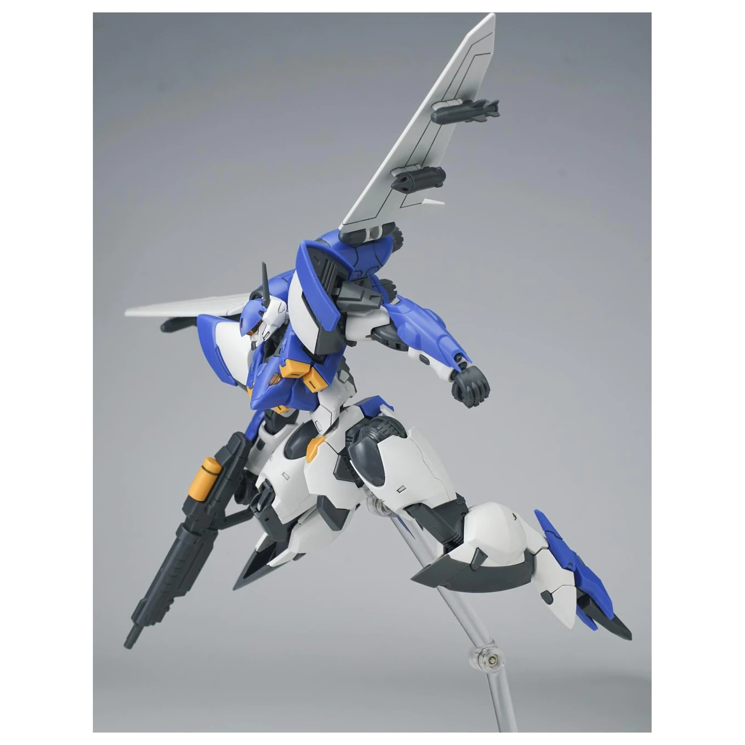 SHEIK MAINLAND Ultra Action Trooper Yun Que Blue Model Kit 1/144 product photo