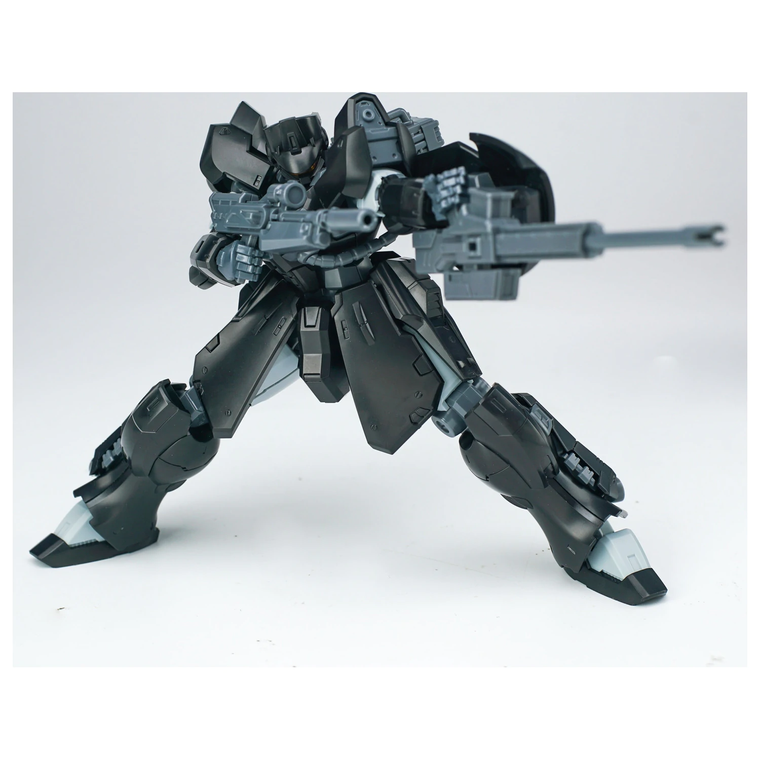 SHEIK MAINLAND Ultra Action Trooper Zabul (Black) Model Kit 1/144 product photo