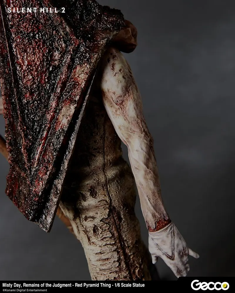 Silent Hill 2 Statue 1/6 Misty Day, Remains of Judgement - Red Pyramid Thing 34 cm product photo