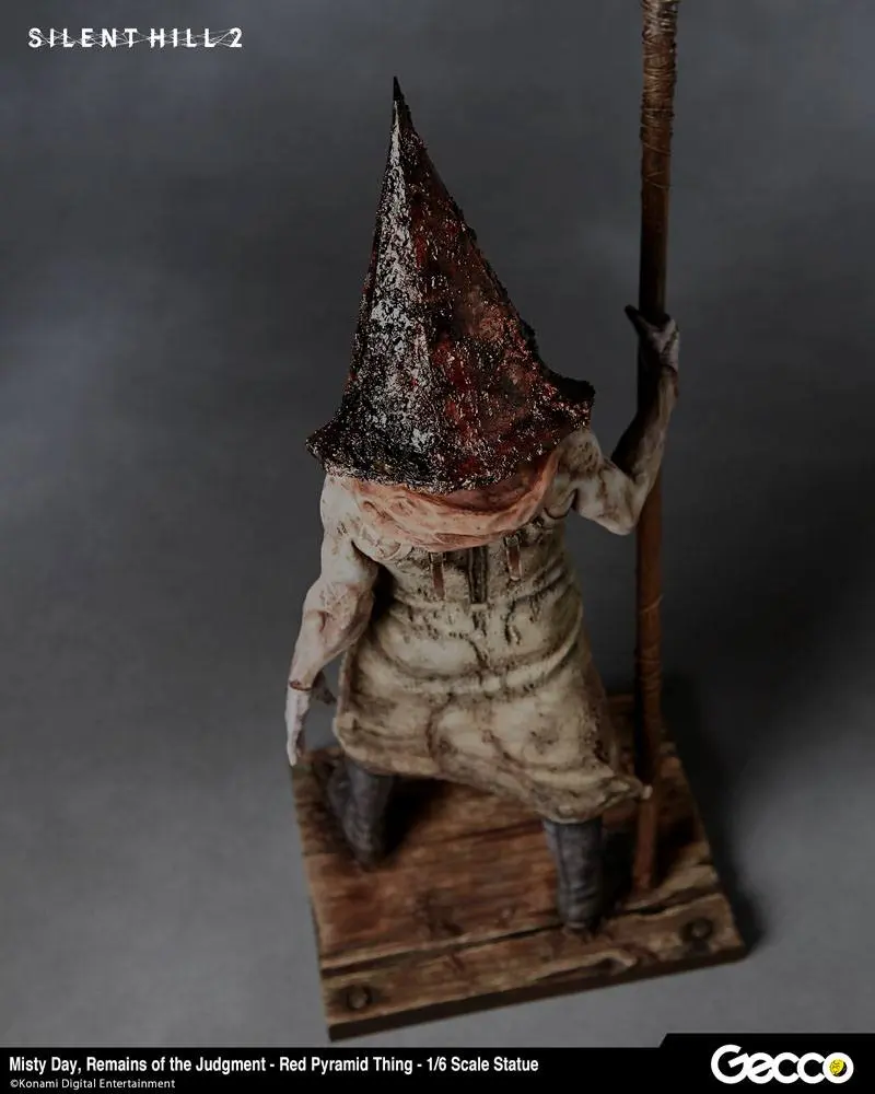 Silent Hill 2 Statue 1/6 Misty Day, Remains of Judgement - Red Pyramid Thing 34 cm product photo