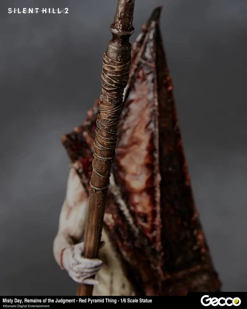 Silent Hill 2 Statue 1/6 Misty Day, Remains of Judgement - Red Pyramid Thing 34 cm product photo